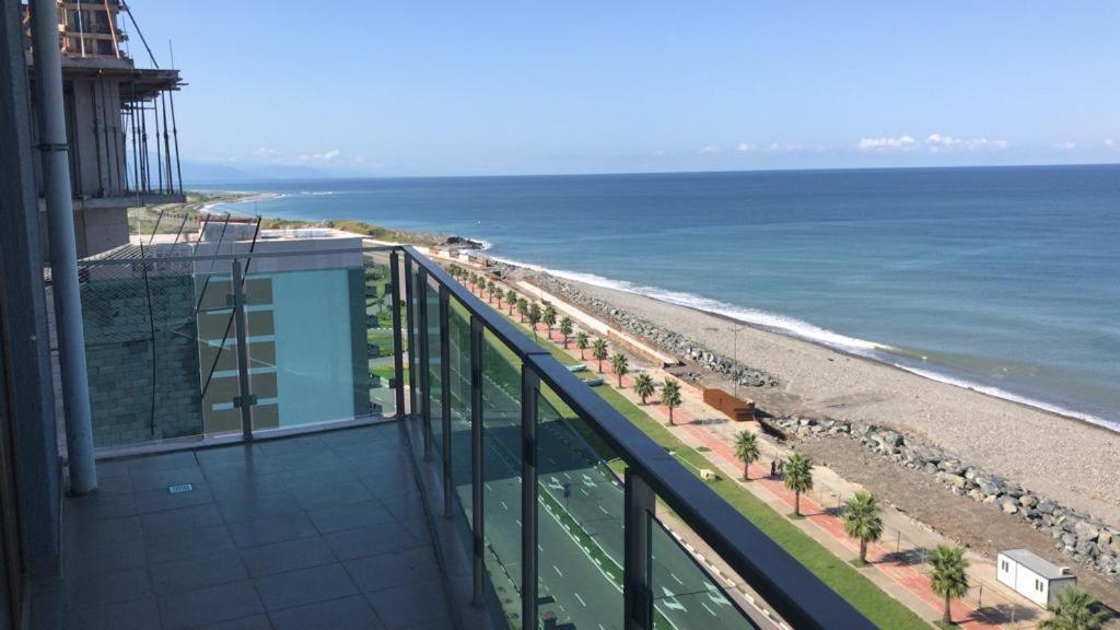 Hotel Zeyton Batumi Exterior foto